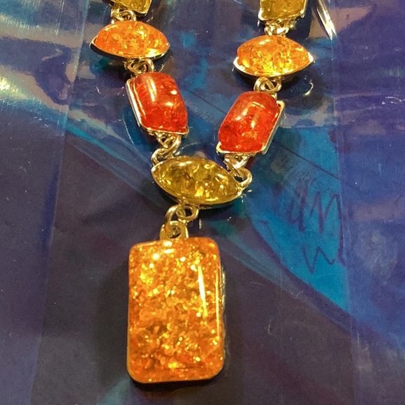 Women’s necklace - Picture 3 of 3